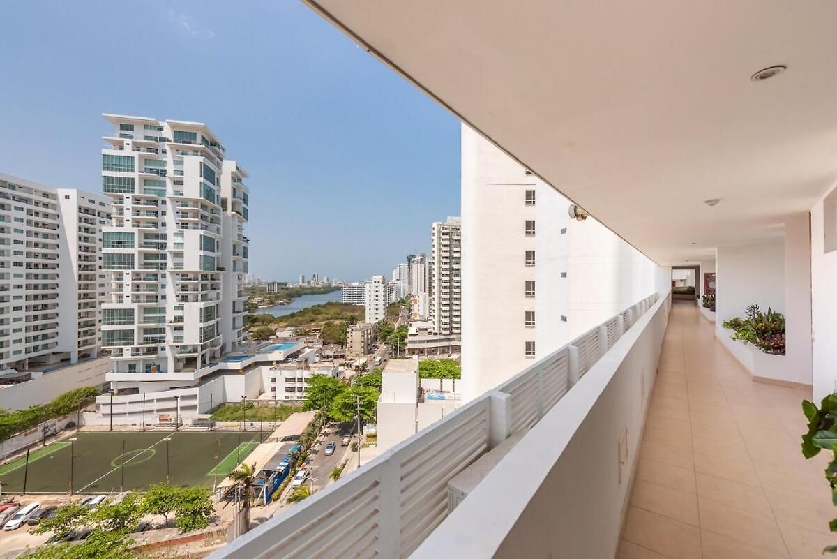 Luxury Ocean View Retreat Pool Jacuzzi &