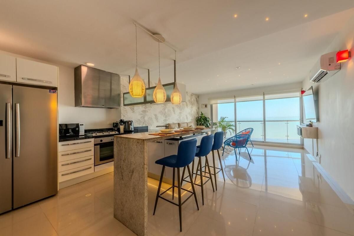 Luxury Ocean View Retreat Pool Jacuzzi & Apartamento Cartagena